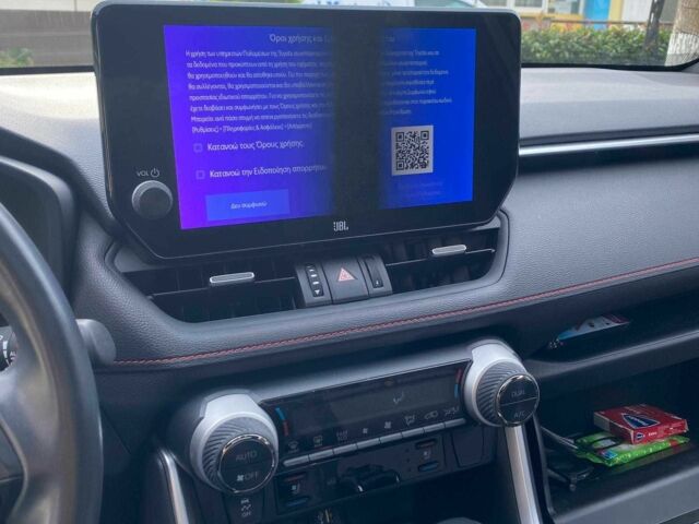 Білий Тойота РАВ 4, об'ємом двигуна 2.5 л та пробігом 37 тис. км за 21100 $, фото 20 на Automoto.ua