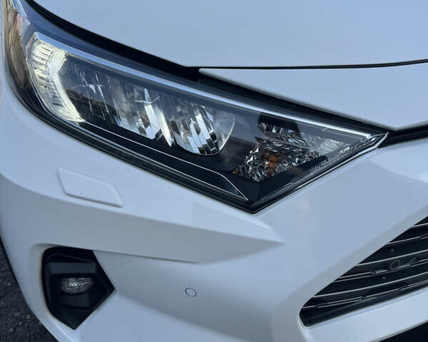 Білий Тойота РАВ 4, об'ємом двигуна 2.5 л та пробігом 59 тис. км за 41000 $, фото 7 на Automoto.ua