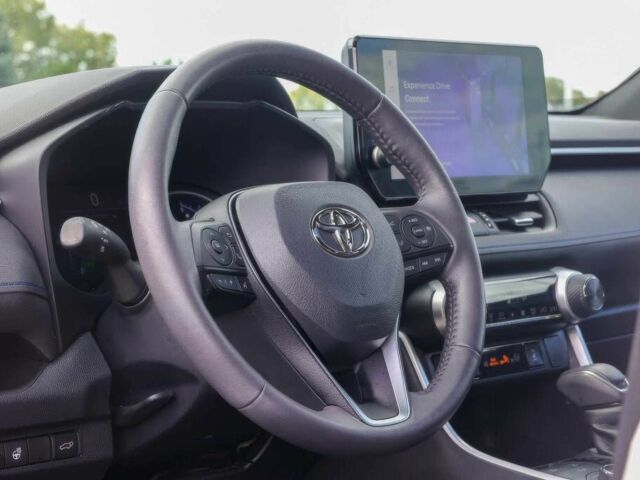 Білий Тойота РАВ 4, об'ємом двигуна 2.5 л та пробігом 28 тис. км за 28100 $, фото 4 на Automoto.ua