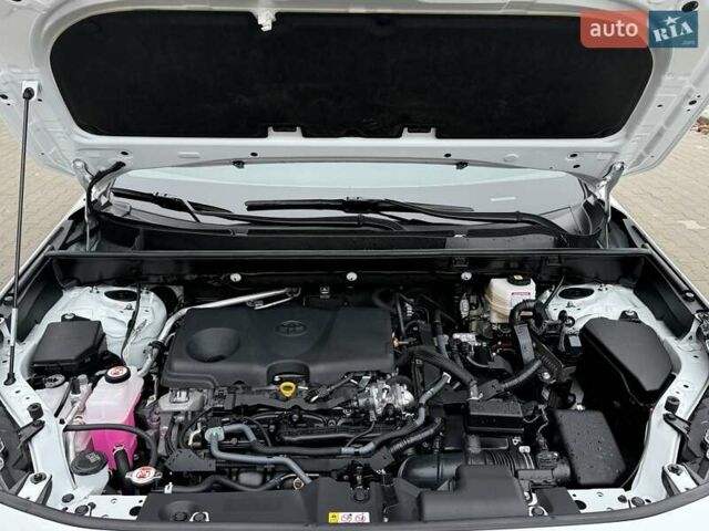 Белый Тойота РАВ 4, объемом двигателя 2.49 л и пробегом 75 тыс. км за 36500 $, фото 20 на Automoto.ua