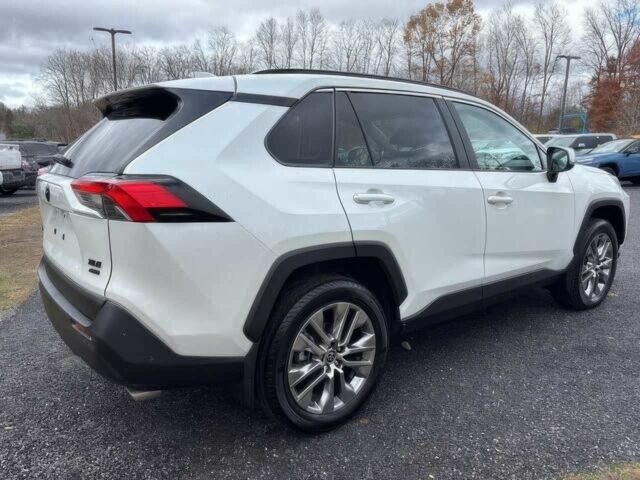 Белый Тойота РАВ 4, объемом двигателя 2.5 л и пробегом 12 тыс. км за 20000 $, фото 3 на Automoto.ua