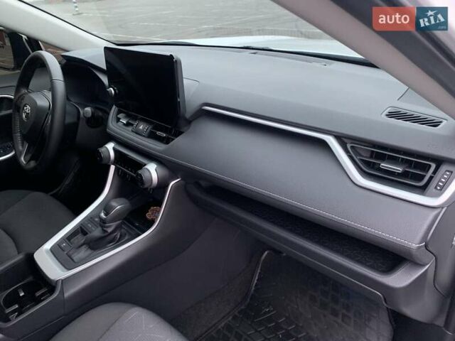 Білий Тойота РАВ 4, об'ємом двигуна 2.49 л та пробігом 75 тис. км за 37900 $, фото 60 на Automoto.ua