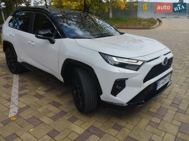 Белый Тойота РАВ 4, объемом двигателя 2.49 л и пробегом 17 тыс. км за 47800 $, фото 1 на Automoto.ua