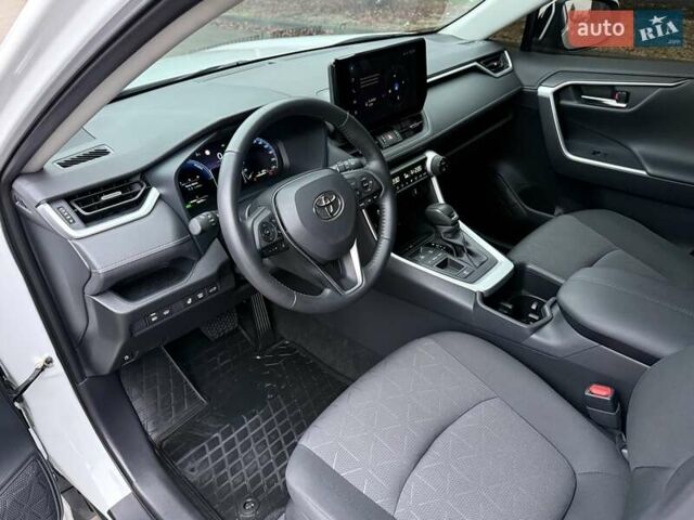 Белый Тойота РАВ 4, объемом двигателя 2.49 л и пробегом 75 тыс. км за 36500 $, фото 26 на Automoto.ua