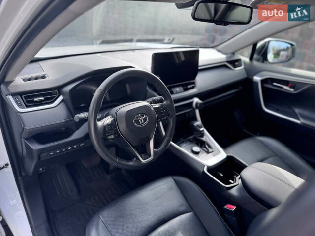 Белый Тойота РАВ 4, объемом двигателя 2.49 л и пробегом 27 тыс. км за 44800 $, фото 16 на Automoto.ua