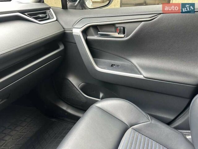 Білий Тойота РАВ 4, об'ємом двигуна 2.49 л та пробігом 23 тис. км за 42500 $, фото 16 на Automoto.ua