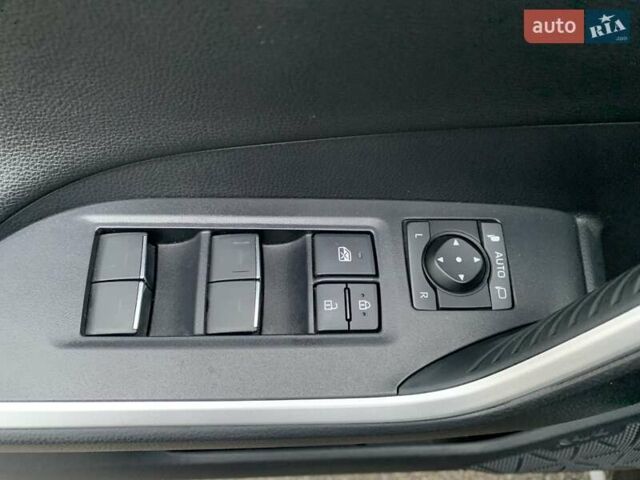 Білий Тойота РАВ 4, об'ємом двигуна 2.49 л та пробігом 75 тис. км за 37900 $, фото 52 на Automoto.ua