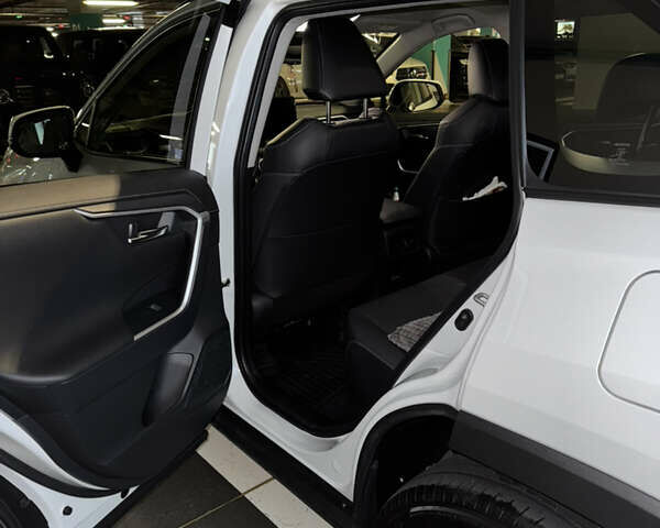 Белый Тойота РАВ 4, объемом двигателя 1.99 л и пробегом 37 тыс. км за 34900 $, фото 22 на Automoto.ua