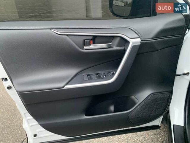 Білий Тойота РАВ 4, об'ємом двигуна 2.49 л та пробігом 75 тис. км за 37900 $, фото 50 на Automoto.ua