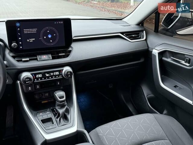 Белый Тойота РАВ 4, объемом двигателя 2.49 л и пробегом 75 тыс. км за 36500 $, фото 32 на Automoto.ua