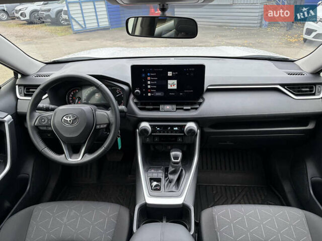 Белый Тойота РАВ 4, объемом двигателя 1.99 л и пробегом 24 тыс. км за 35900 $, фото 10 на Automoto.ua