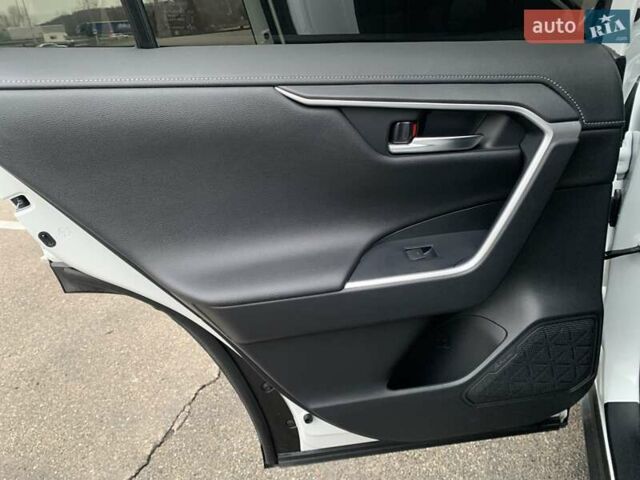 Білий Тойота РАВ 4, об'ємом двигуна 2.49 л та пробігом 75 тис. км за 37900 $, фото 85 на Automoto.ua