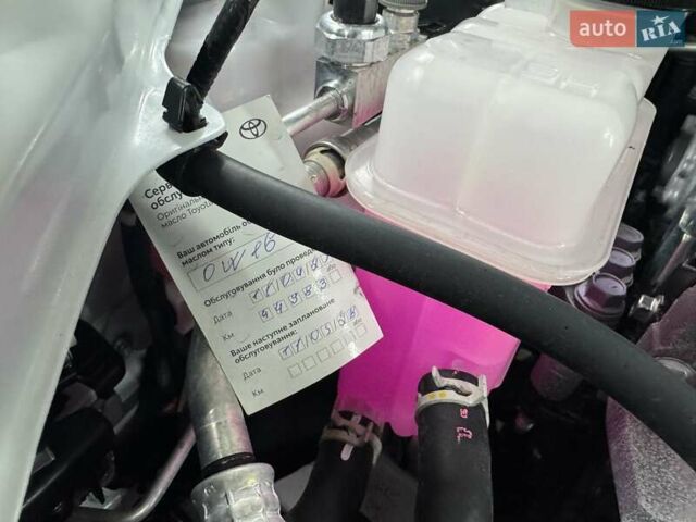 Белый Тойота РАВ 4, объемом двигателя 2.49 л и пробегом 49 тыс. км за 39999 $, фото 31 на Automoto.ua