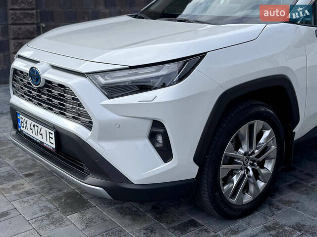 Белый Тойота РАВ 4, объемом двигателя 2.49 л и пробегом 27 тыс. км за 44800 $, фото 11 на Automoto.ua