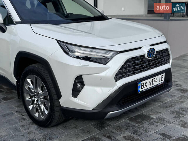 Белый Тойота РАВ 4, объемом двигателя 2.49 л и пробегом 27 тыс. км за 44800 $, фото 8 на Automoto.ua