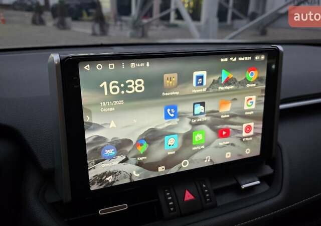 Білий Тойота РАВ 4, об'ємом двигуна 2.49 л та пробігом 32 тис. км за 37500 $, фото 12 на Automoto.ua