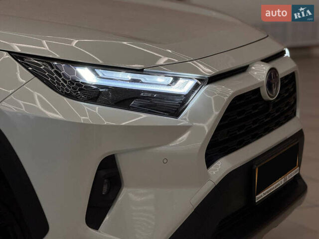 Белый Тойота РАВ 4, объемом двигателя 2.49 л и пробегом 1 тыс. км за 43800 $, фото 6 на Automoto.ua