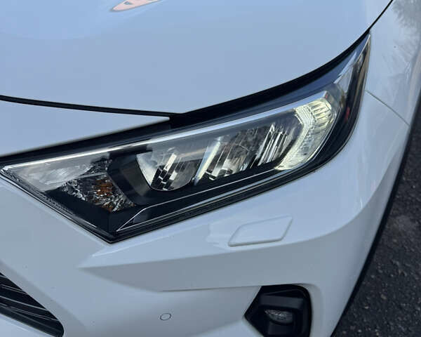 Білий Тойота РАВ 4, об'ємом двигуна 2.5 л та пробігом 59 тис. км за 41000 $, фото 8 на Automoto.ua