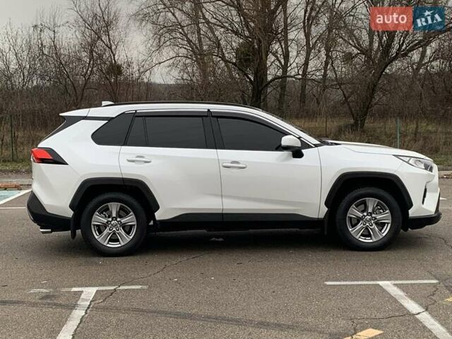 Білий Тойота РАВ 4, об'ємом двигуна 2.49 л та пробігом 75 тис. км за 37900 $, фото 11 на Automoto.ua