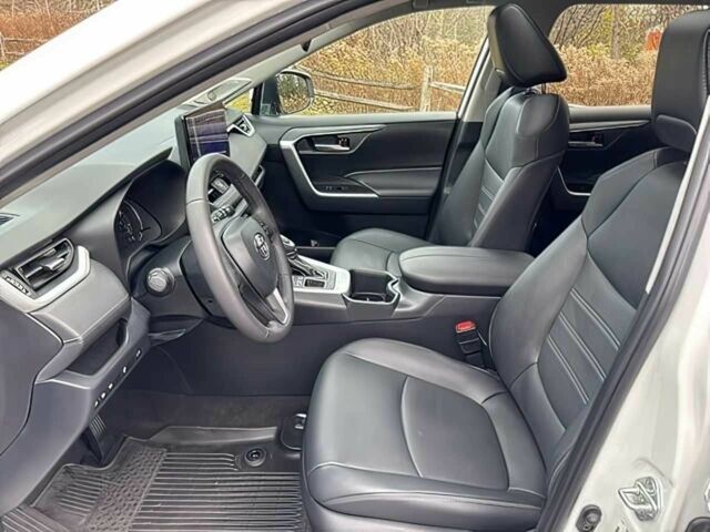 Білий Тойота РАВ 4, об'ємом двигуна 2.5 л та пробігом 30 тис. км за 23200 $, фото 6 на Automoto.ua