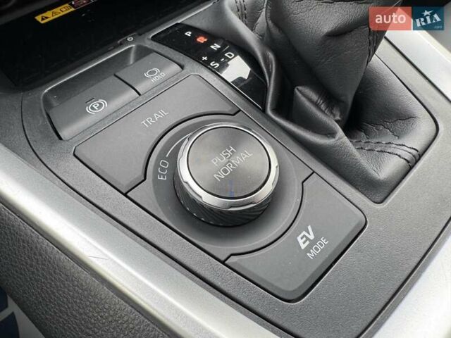 Белый Тойота РАВ 4, объемом двигателя 2.49 л и пробегом 49 тыс. км за 39999 $, фото 25 на Automoto.ua