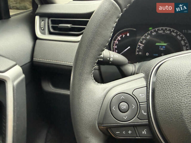 Белый Тойота РАВ 4, объемом двигателя 1.99 л и пробегом 12 тыс. км за 33800 $, фото 1 на Automoto.ua