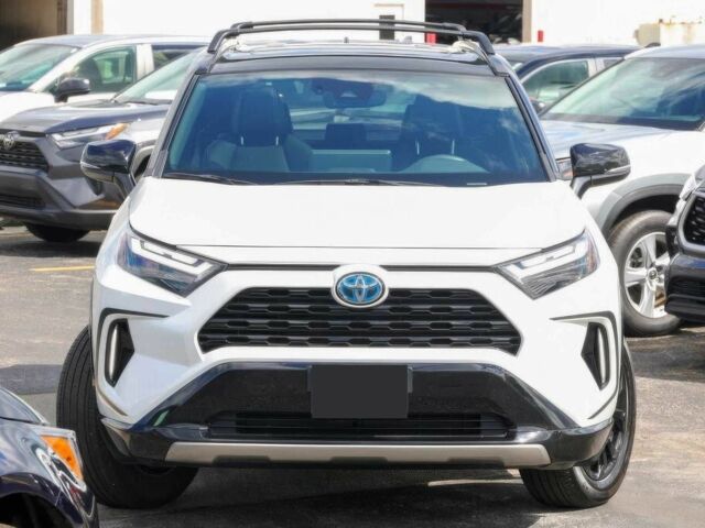 Білий Тойота РАВ 4, об'ємом двигуна 2.5 л та пробігом 28 тис. км за 28100 $, фото 1 на Automoto.ua