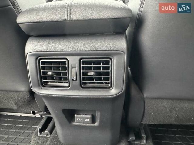 Белый Тойота РАВ 4, объемом двигателя 2.49 л и пробегом 49 тыс. км за 39999 $, фото 42 на Automoto.ua