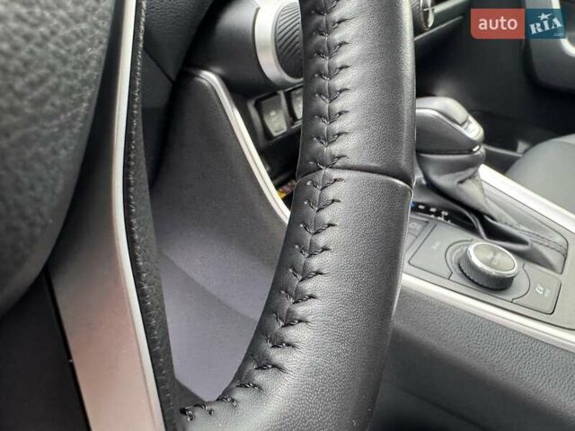 Белый Тойота РАВ 4, объемом двигателя 2.49 л и пробегом 49 тыс. км за 39999 $, фото 49 на Automoto.ua