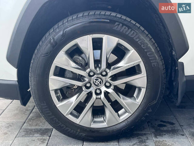 Белый Тойота РАВ 4, объемом двигателя 2.49 л и пробегом 27 тыс. км за 44800 $, фото 24 на Automoto.ua