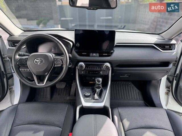 Белый Тойота РАВ 4, объемом двигателя 2.49 л и пробегом 27 тыс. км за 44800 $, фото 17 на Automoto.ua