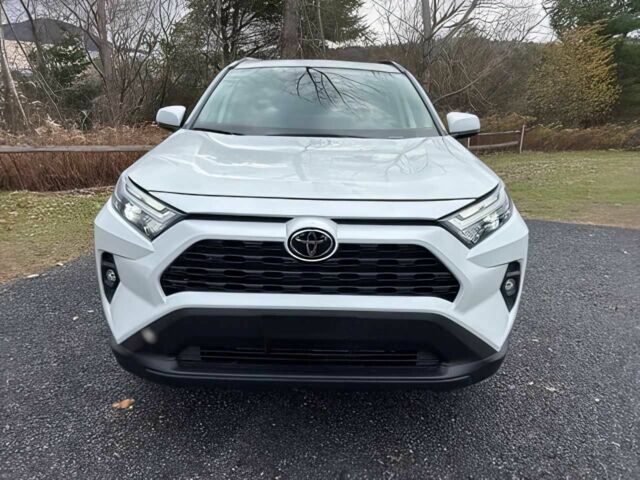 Білий Тойота РАВ 4, об'ємом двигуна 2.5 л та пробігом 30 тис. км за 23200 $, фото 1 на Automoto.ua