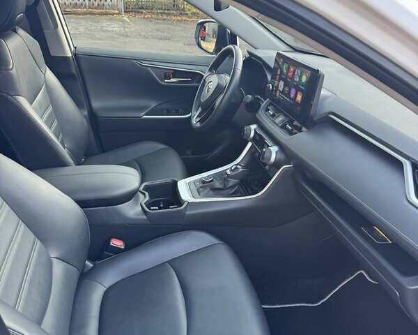 Білий Тойота РАВ 4, об'ємом двигуна 2.5 л та пробігом 59 тис. км за 41000 $, фото 20 на Automoto.ua