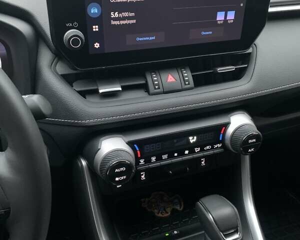 Білий Тойота РАВ 4, об'ємом двигуна 2.49 л та пробігом 75 тис. км за 37900 $, фото 75 на Automoto.ua