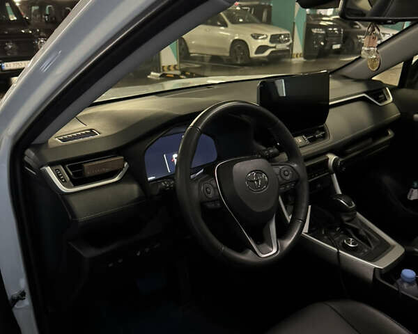 Белый Тойота РАВ 4, объемом двигателя 1.99 л и пробегом 37 тыс. км за 34900 $, фото 12 на Automoto.ua