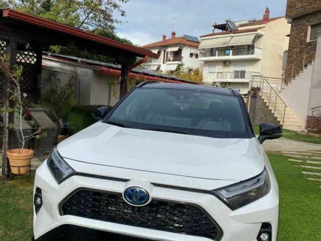 Білий Тойота РАВ 4, об'ємом двигуна 2.5 л та пробігом 37 тис. км за 21100 $, фото 3 на Automoto.ua