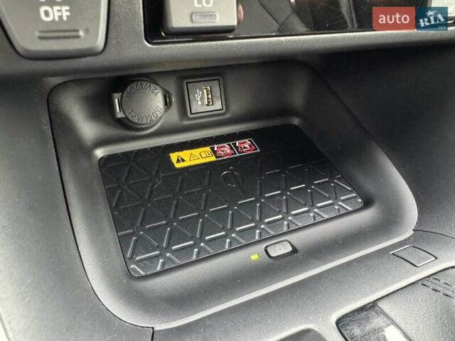 Белый Тойота РАВ 4, объемом двигателя 2.49 л и пробегом 49 тыс. км за 39999 $, фото 22 на Automoto.ua