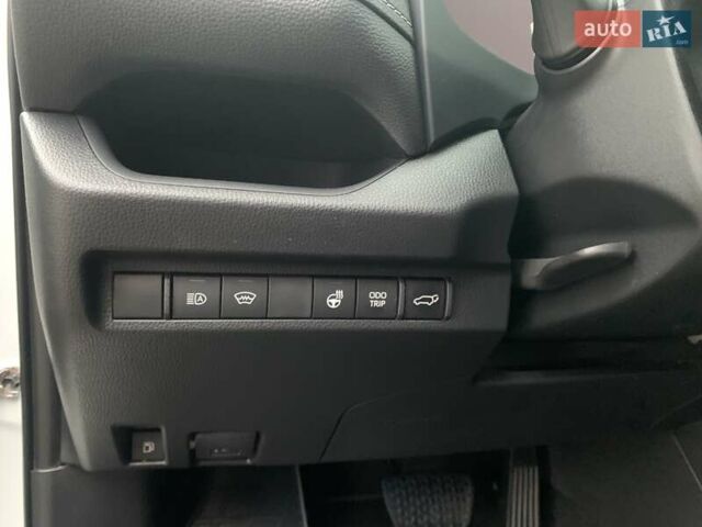 Білий Тойота РАВ 4, об'ємом двигуна 2.49 л та пробігом 75 тис. км за 37900 $, фото 53 на Automoto.ua