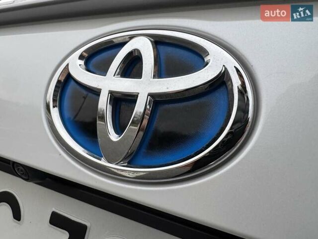 Белый Тойота РАВ 4, объемом двигателя 2.49 л и пробегом 49 тыс. км за 39999 $, фото 11 на Automoto.ua