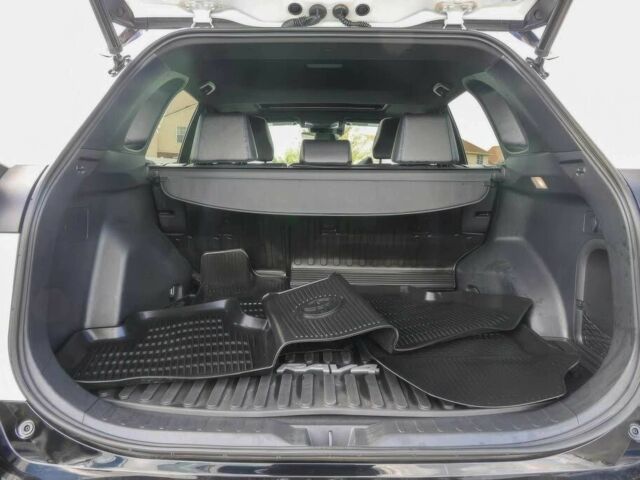 Білий Тойота РАВ 4, об'ємом двигуна 2.5 л та пробігом 28 тис. км за 28100 $, фото 10 на Automoto.ua