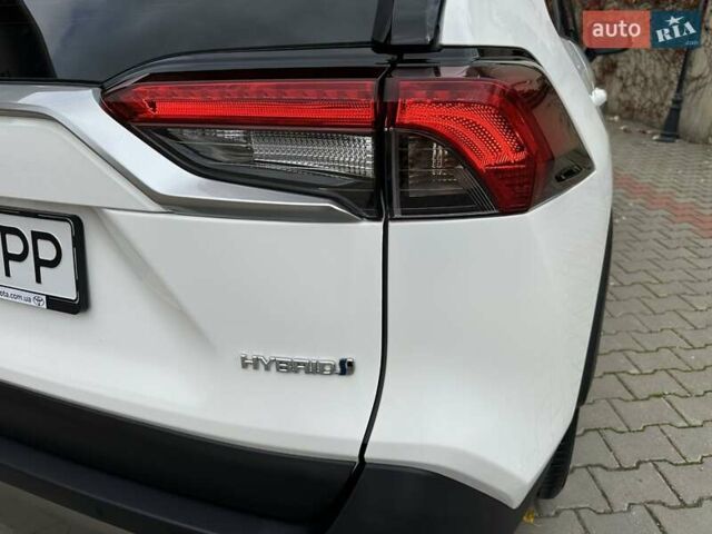 Білий Тойота РАВ 4, об'ємом двигуна 2.49 л та пробігом 23 тис. км за 42500 $, фото 12 на Automoto.ua