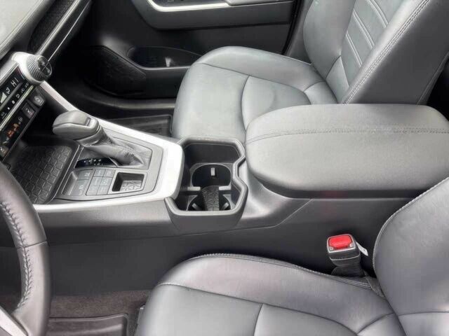 Белый Тойота РАВ 4, объемом двигателя 2.5 л и пробегом 12 тыс. км за 20000 $, фото 9 на Automoto.ua