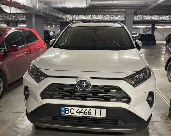 Белый Тойота РАВ 4, объемом двигателя 2.49 л и пробегом 17 тыс. км за 42500 $, фото 1 на Automoto.ua