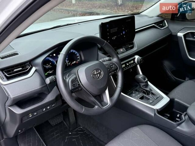 Белый Тойота РАВ 4, объемом двигателя 2.49 л и пробегом 75 тыс. км за 36500 $, фото 27 на Automoto.ua