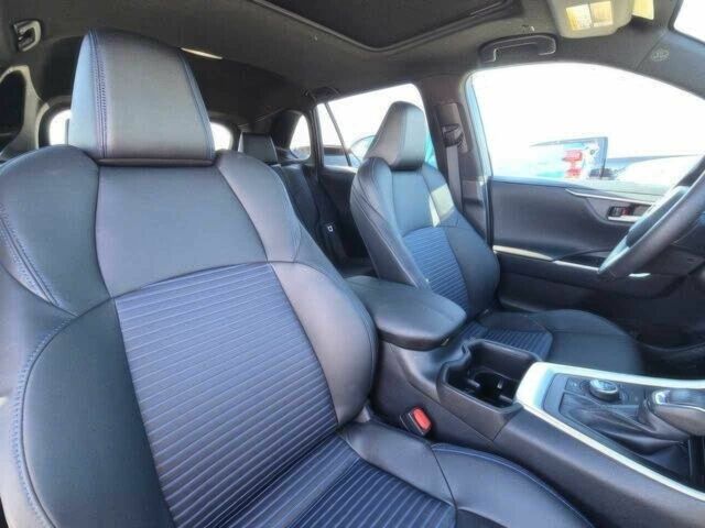 Белый Тойота РАВ 4, объемом двигателя 2.5 л и пробегом 30 тыс. км за 34000 $, фото 11 на Automoto.ua