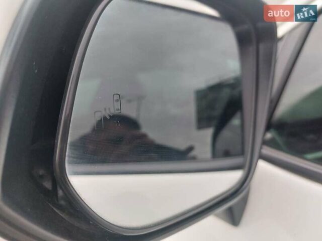 Белый Тойота РАВ 4, объемом двигателя 2.49 л и пробегом 48 тыс. км за 35500 $, фото 28 на Automoto.ua