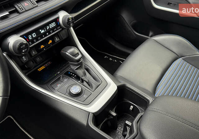 Белый Тойота РАВ 4, объемом двигателя 2.49 л и пробегом 15 тыс. км за 44500 $, фото 19 на Automoto.ua