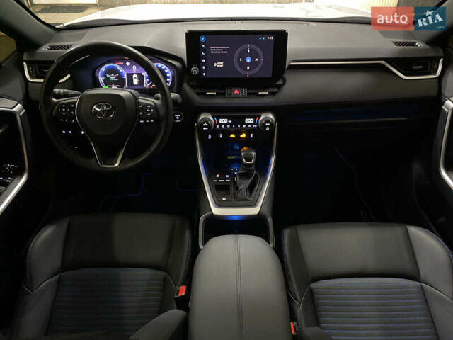 Белый Тойота РАВ 4, объемом двигателя 2.49 л и пробегом 13 тыс. км за 43700 $, фото 13 на Automoto.ua