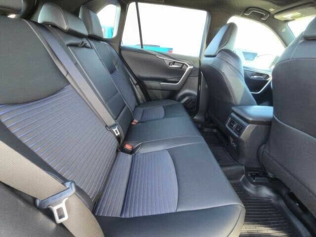 Белый Тойота РАВ 4, объемом двигателя 2.5 л и пробегом 30 тыс. км за 34000 $, фото 12 на Automoto.ua