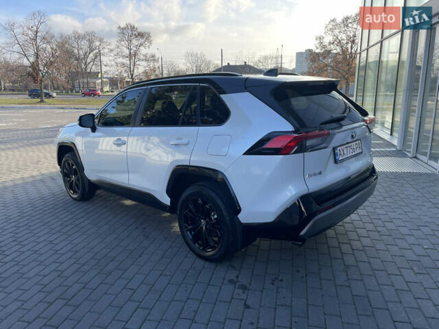Белый Тойота РАВ 4, объемом двигателя 2.49 л и пробегом 32 тыс. км за 44900 $, фото 5 на Automoto.ua